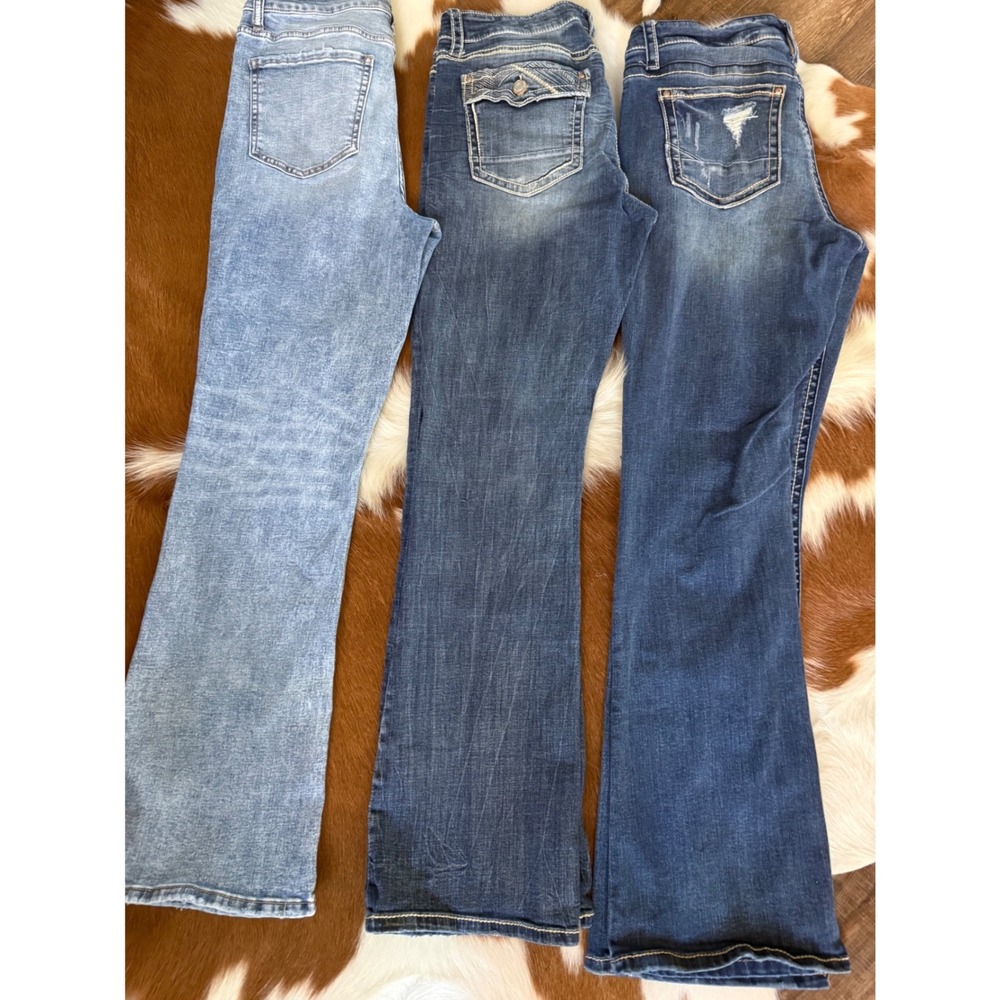 BKE & Daytrip Bootcut Jeans Bundle Sz 31-32 Mila Virgo Light & Dark Wash - Picture 2 of 15